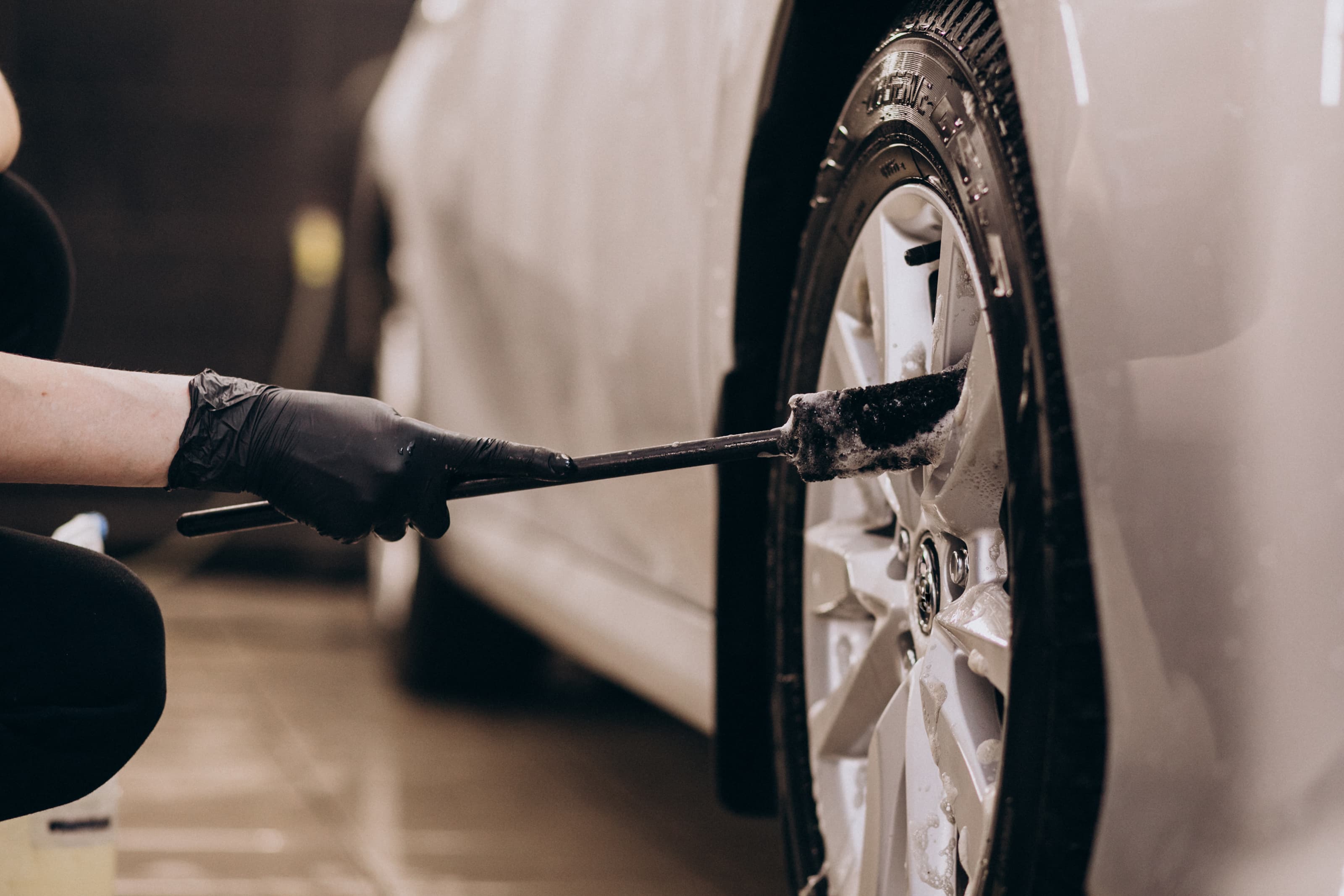 Detaljno čišćenje naplataka (kom)